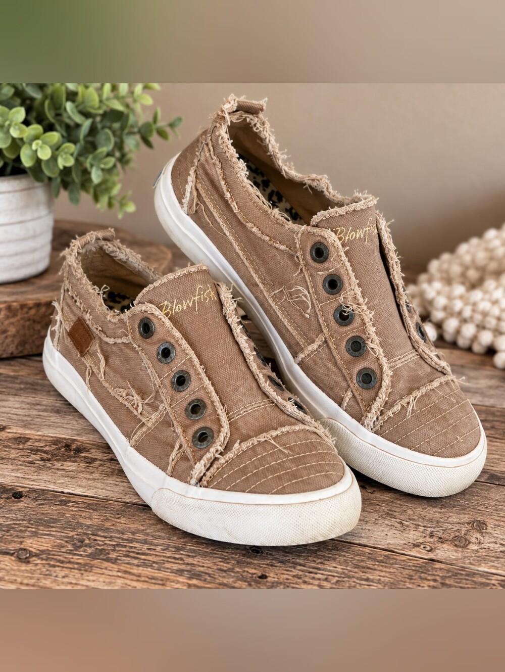 Blowfish Malibu Play Taupe Distressed Canvas Slip On Sneakers Women’s